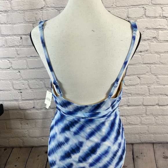 One Piece Bathing Suit Size 12 NWT - Picture 6 of 12